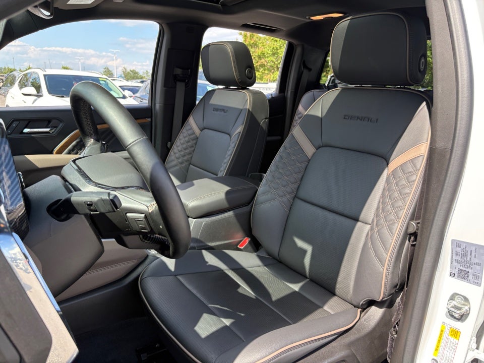 2024 GMC Canyon 4WD Denali