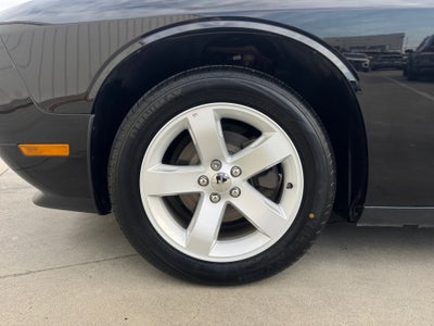 2013 Dodge Challenger SXT Plus