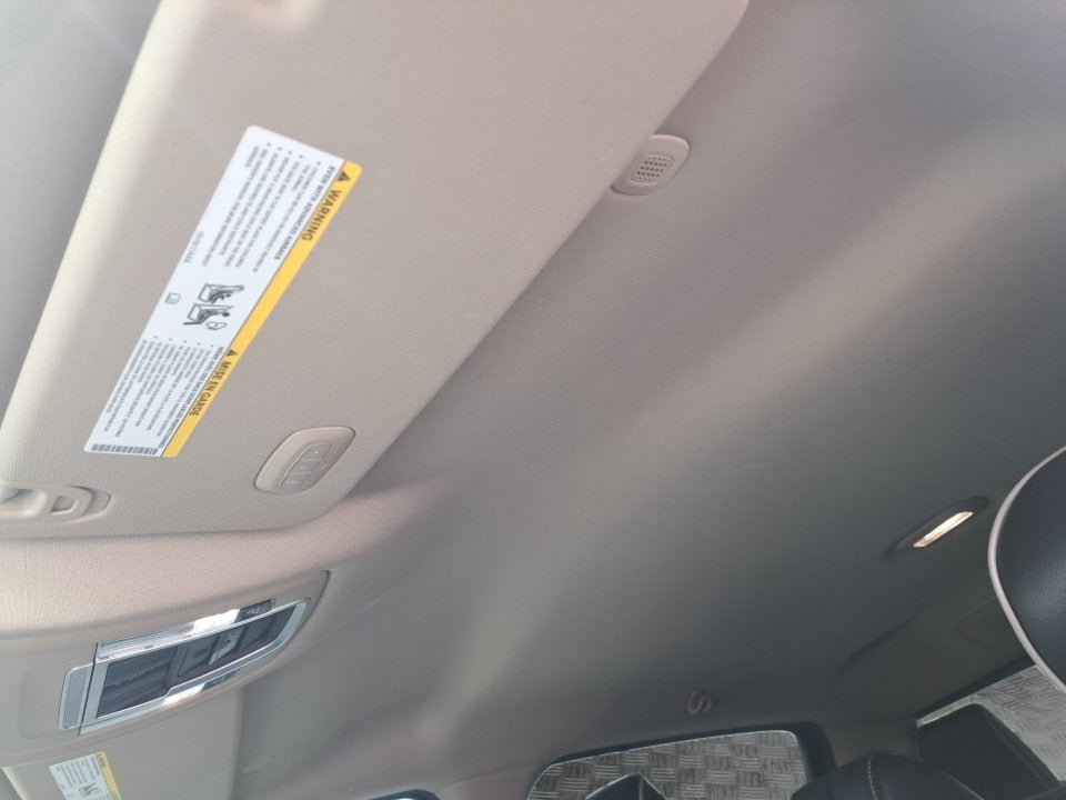 2020 RAM 1500 Laramie Crew Cab 4x4 5'7" Box