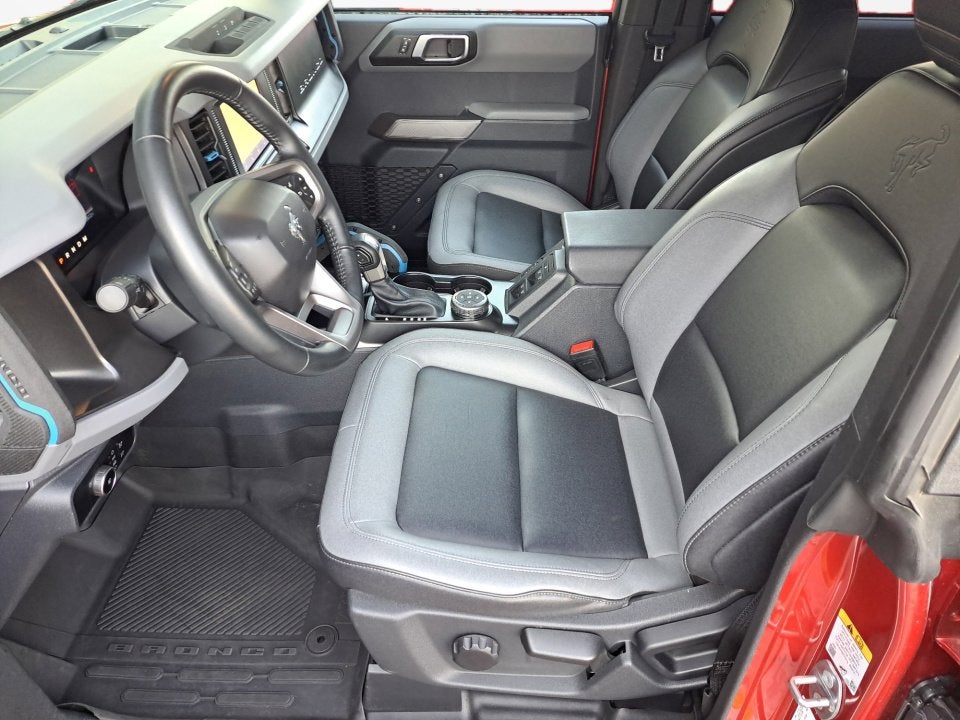 2023 Ford Bronco Base