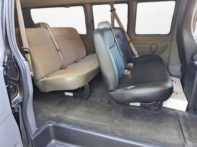 2017 Chevrolet Express Passenger 3500 LT