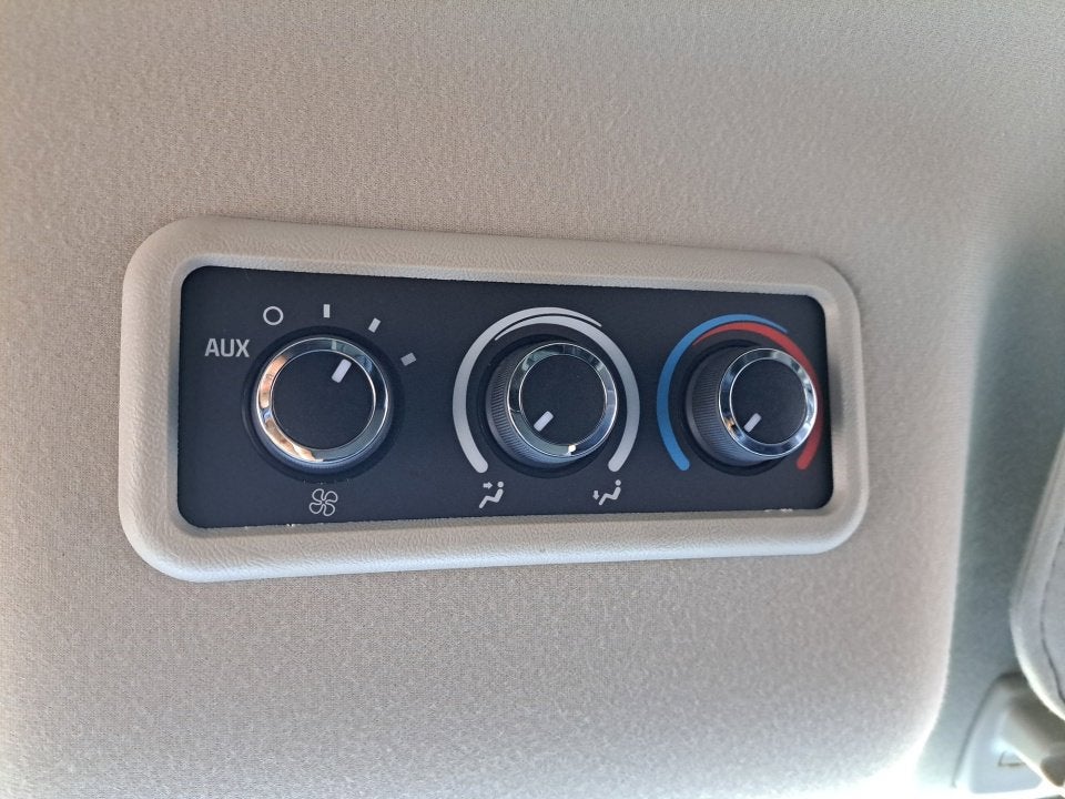 2017 Chevrolet Express Passenger 3500 LT