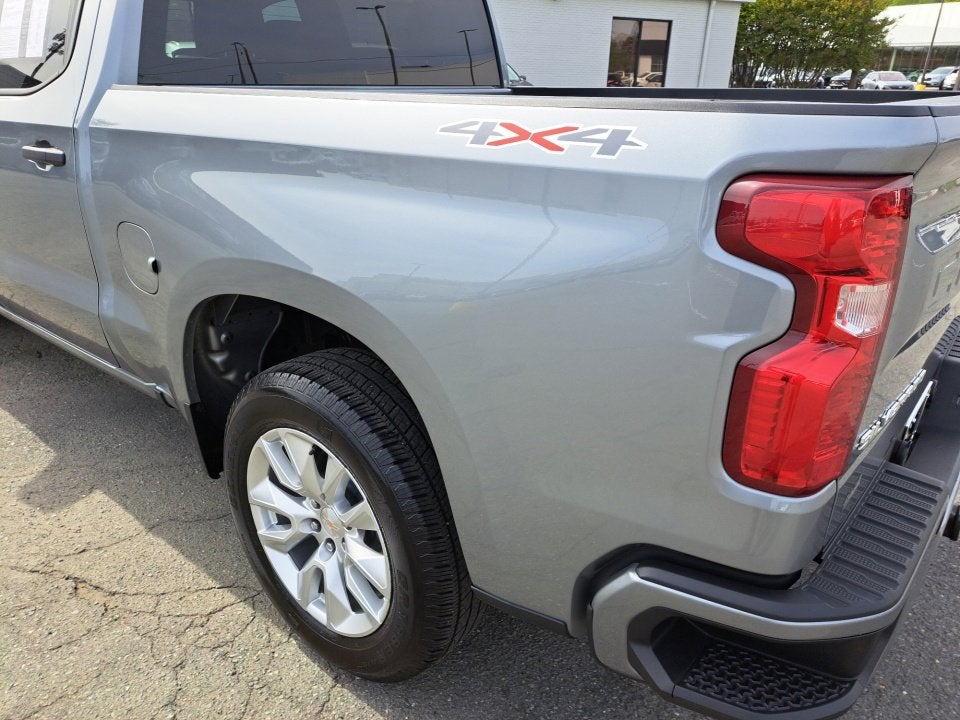 2024 Chevrolet Silverado 1500 Custom
