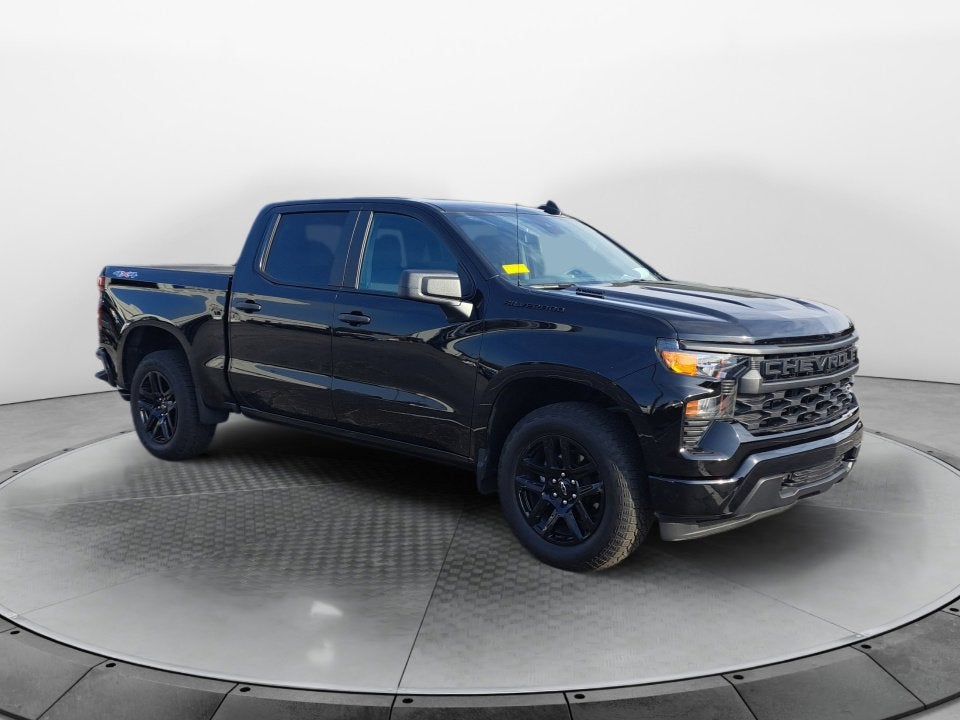 2025 Chevrolet Silverado 1500 Custom