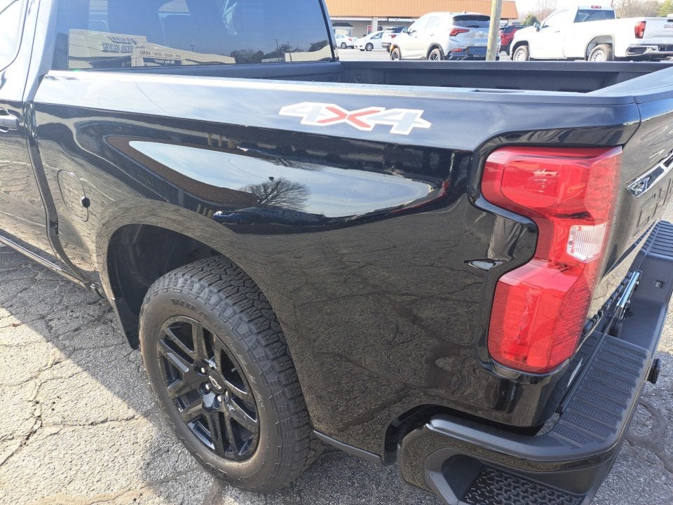 2025 Chevrolet Silverado 1500 Custom