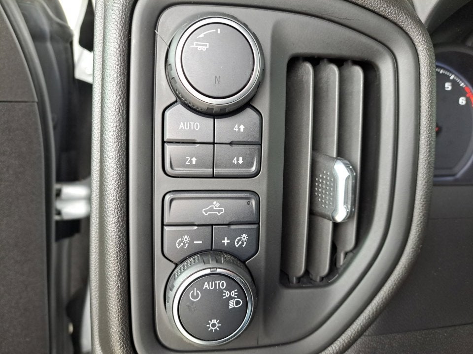 2021 Chevrolet Silverado 1500 Custom Trail Boss