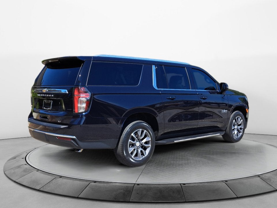2023 Chevrolet Suburban LT