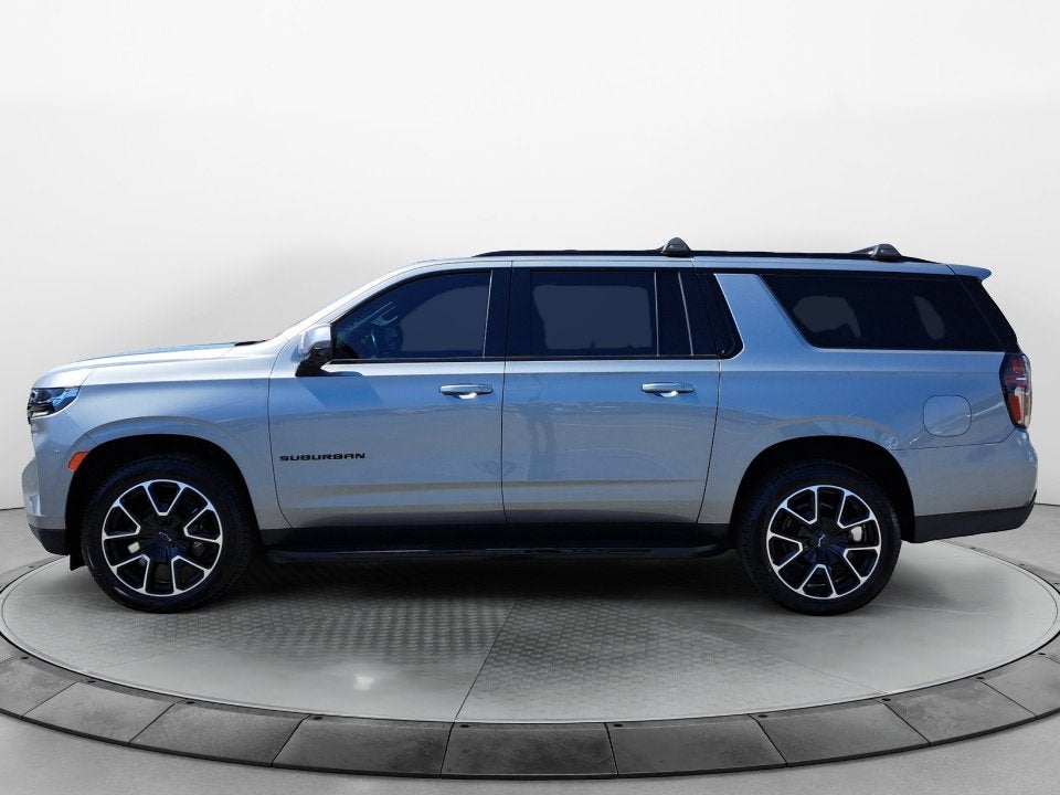 2023 Chevrolet Suburban RST