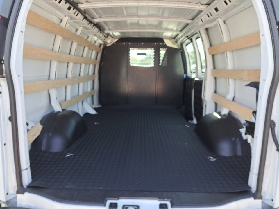 2025 GMC Savana Cargo Work Van