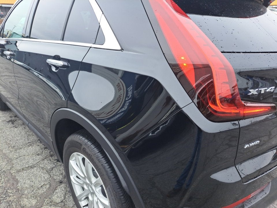 2023 Cadillac XT4 Luxury