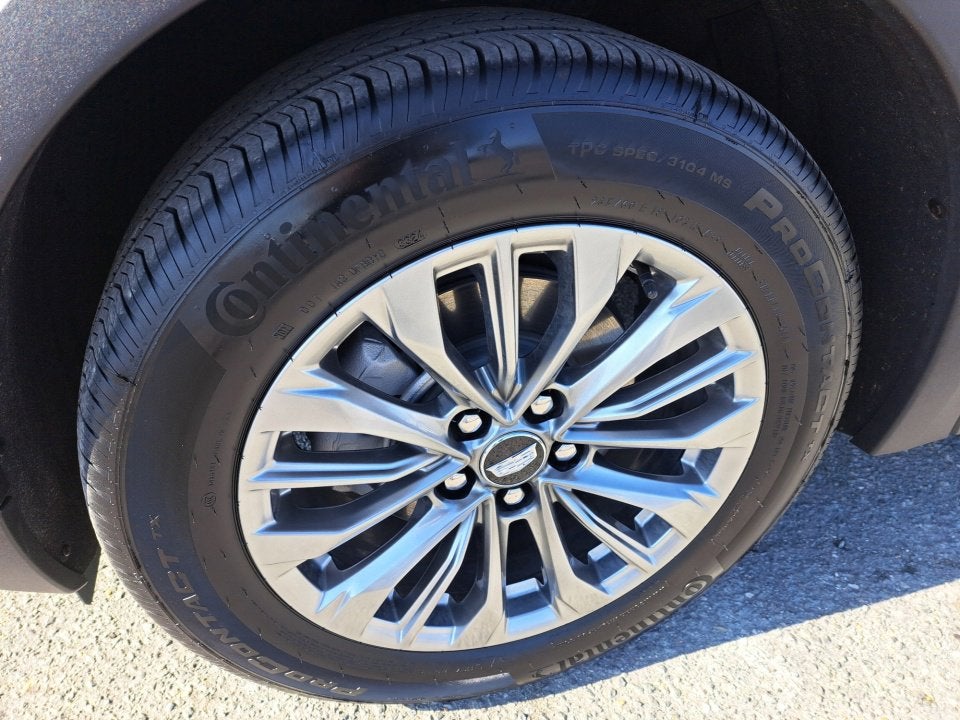 2025 Cadillac XT4 Premium Luxury