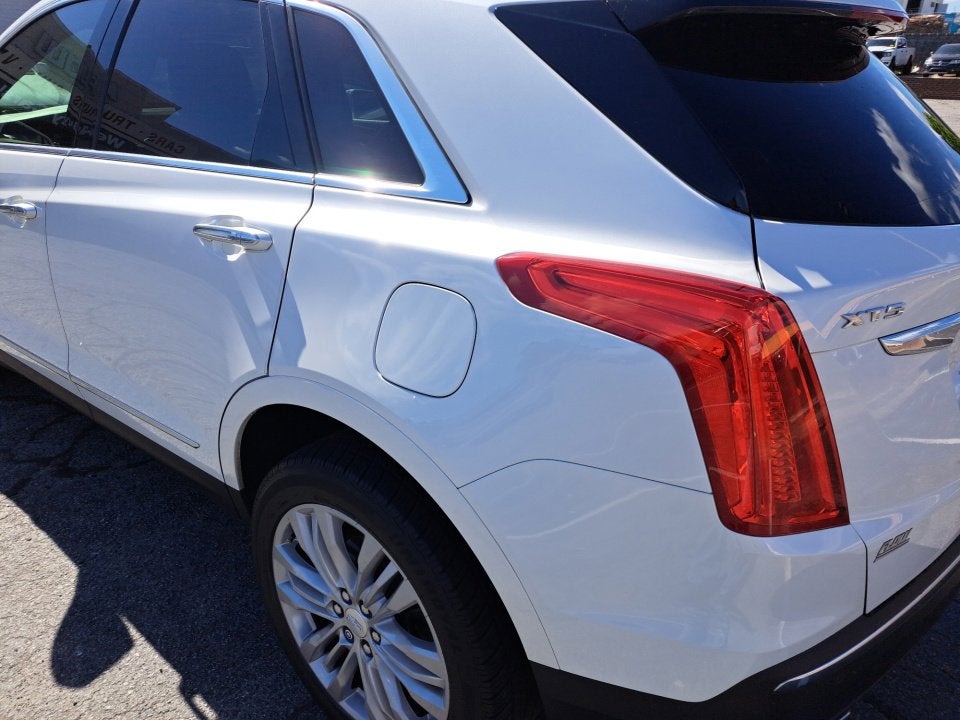 2017 Cadillac XT5 Premium Luxury FWD
