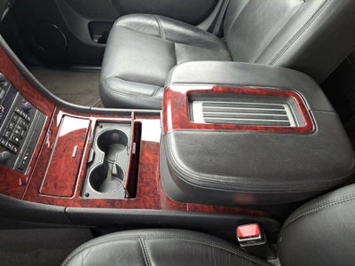 2012 Cadillac Escalade Luxury