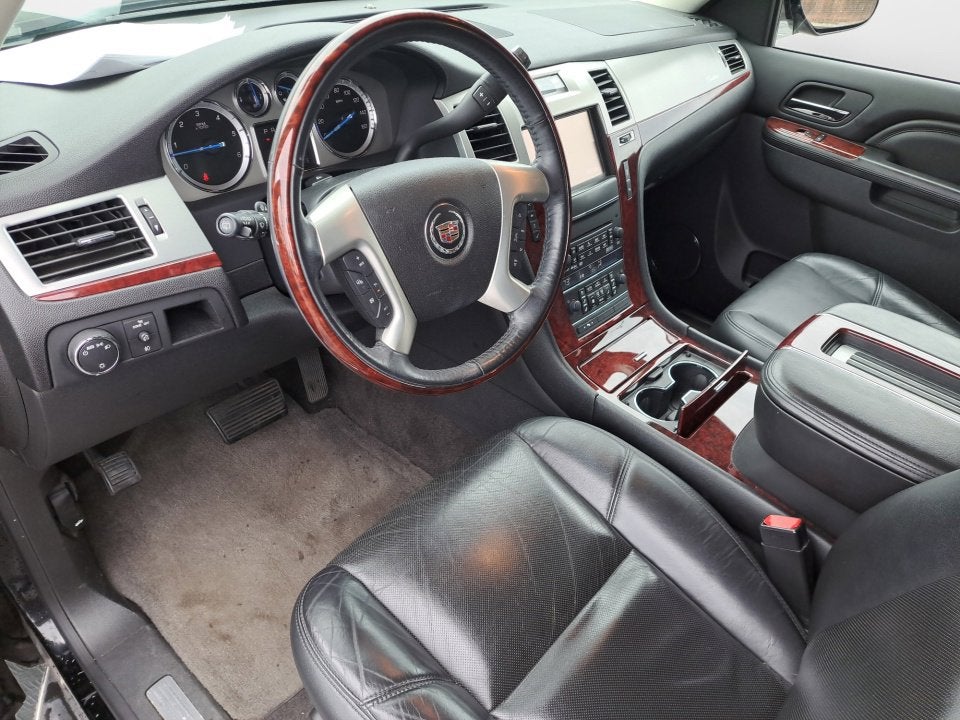 2012 Cadillac Escalade Luxury