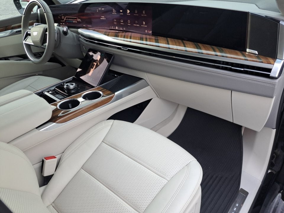 2025 Cadillac Escalade Sport Platinum
