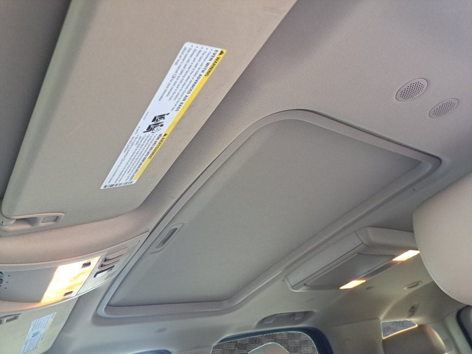 2010 Cadillac Escalade Luxury