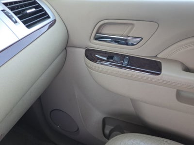 2010 Cadillac Escalade Luxury