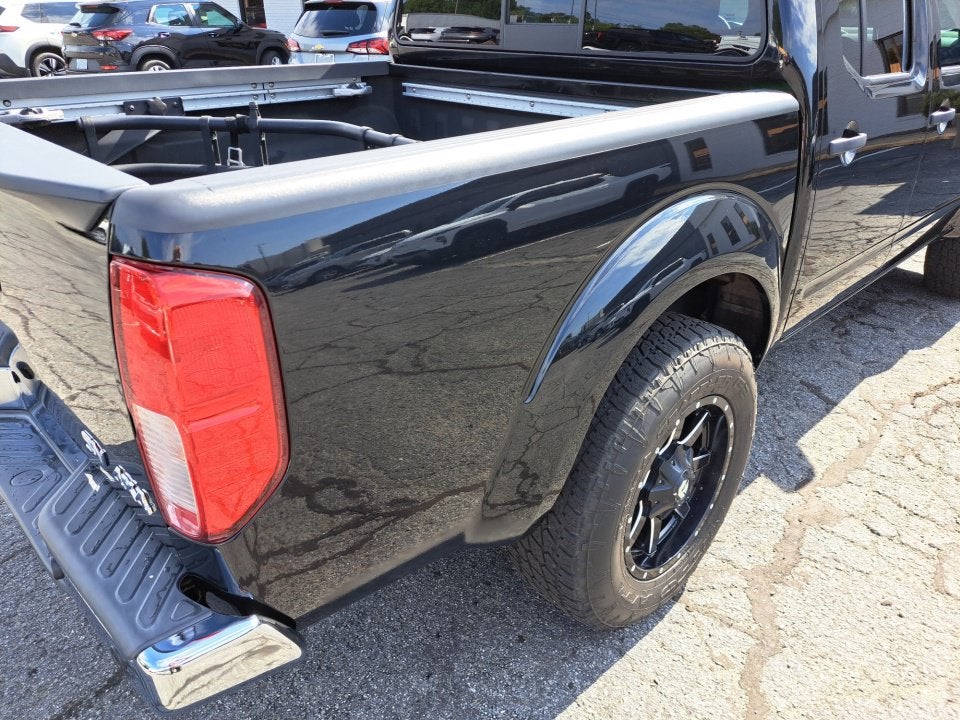 2021 Nissan Frontier Crew Cab SV 4x4