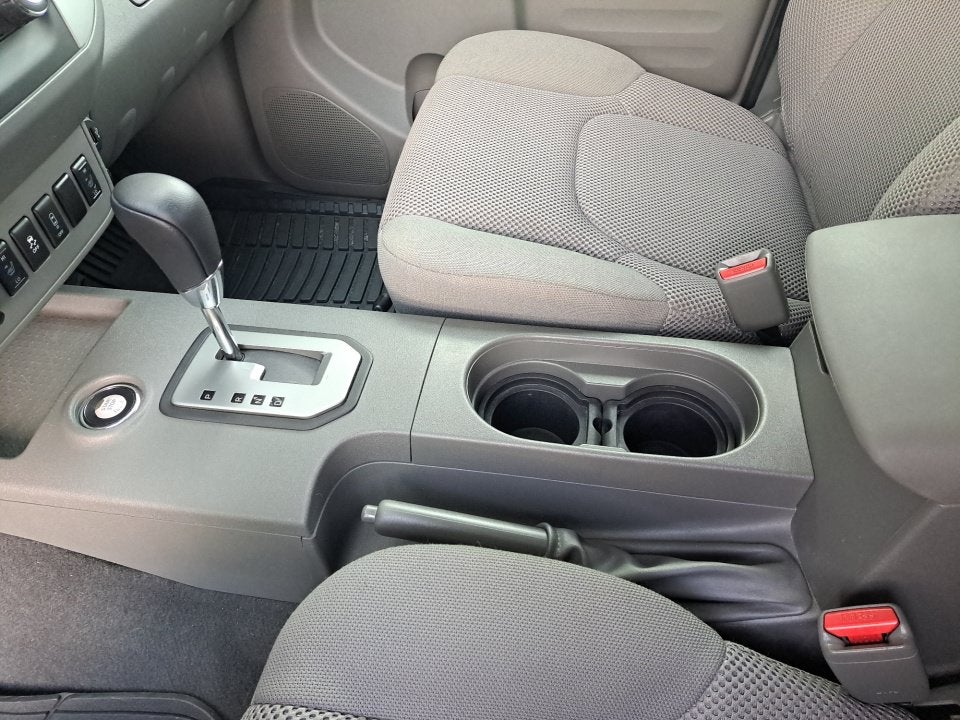 2021 Nissan Frontier Crew Cab SV 4x4