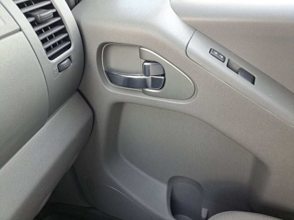 2021 Nissan Frontier Crew Cab SV 4x4