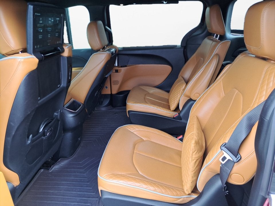 2021 Chrysler Pacifica Hybrid Pinnacle