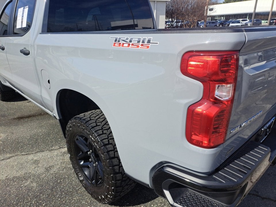 2024 Chevrolet Silverado 1500 Custom Trail Boss