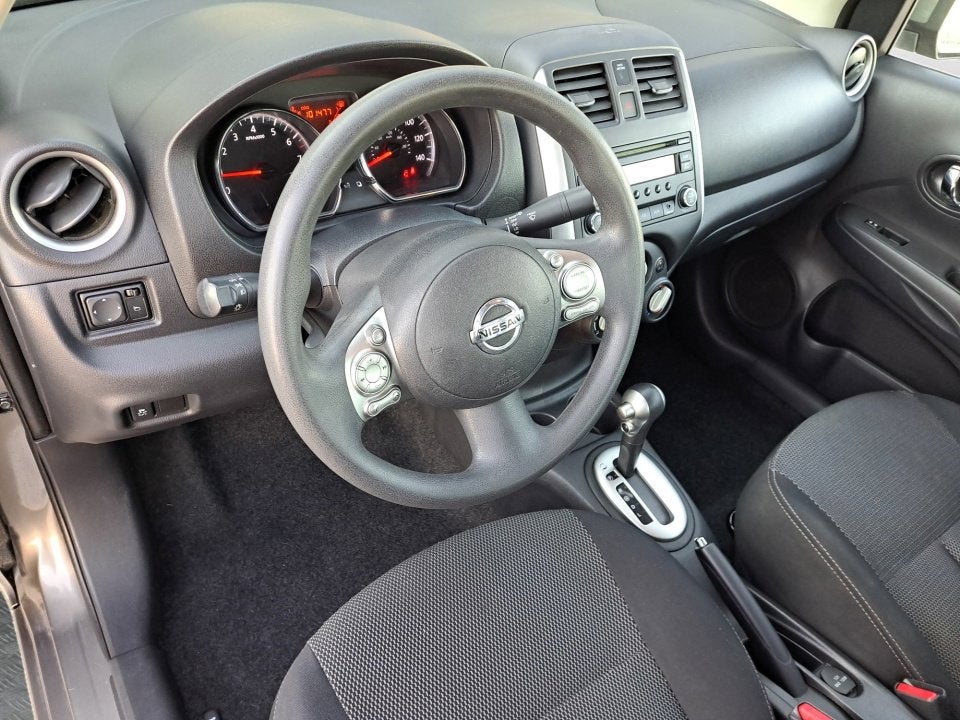 2014 Nissan Versa SV