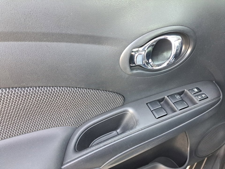 2014 Nissan Versa SV