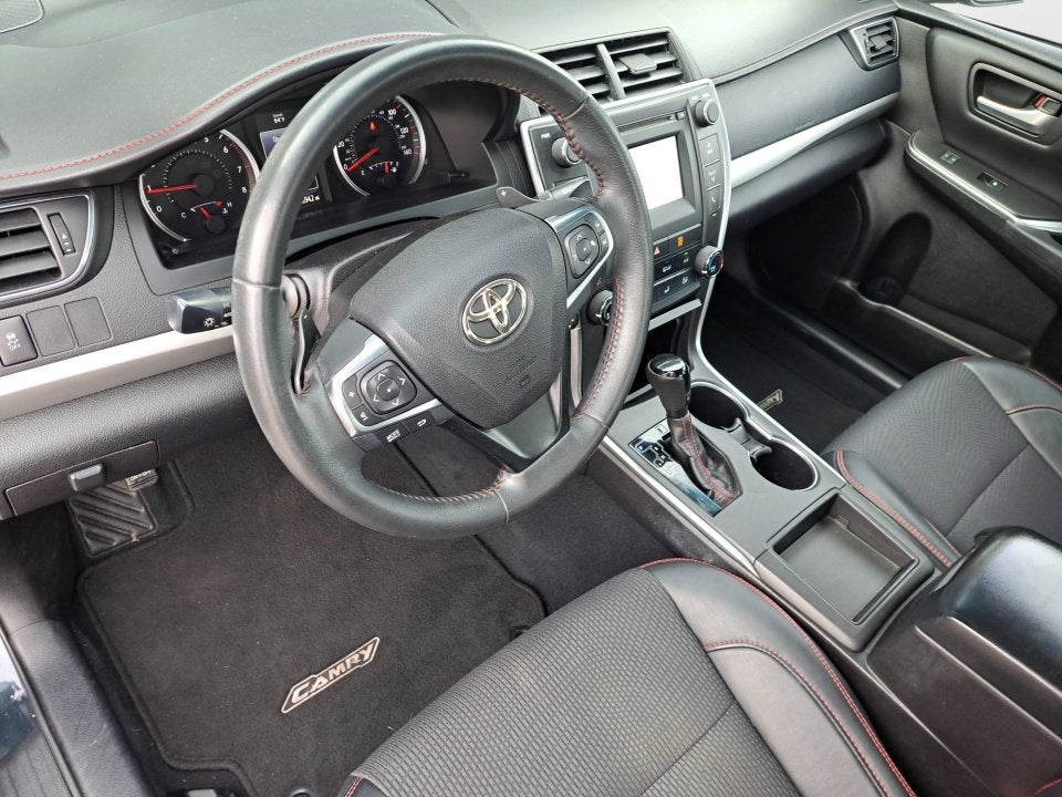2016 Toyota Camry XLE