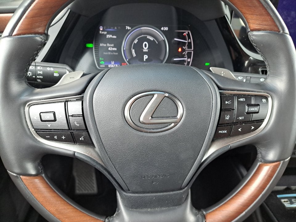 2023 Lexus ES 300h Ultra Luxury