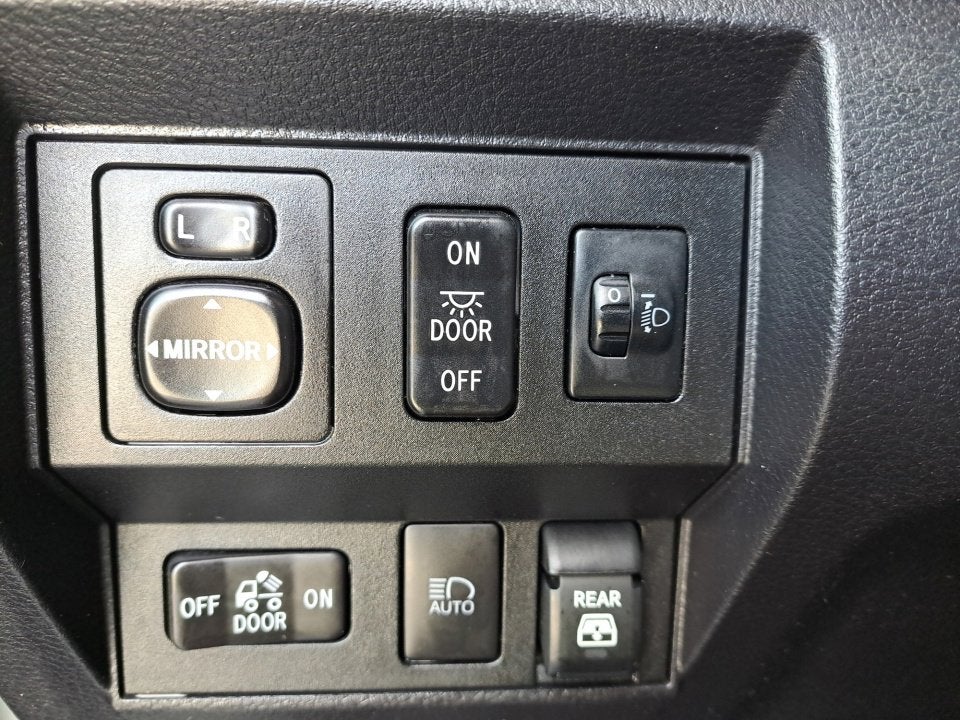 2020 Toyota Tundra 4WD SR5