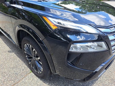 2025 Nissan Rogue Platinum