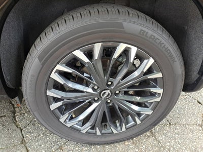 2025 Nissan Rogue Platinum