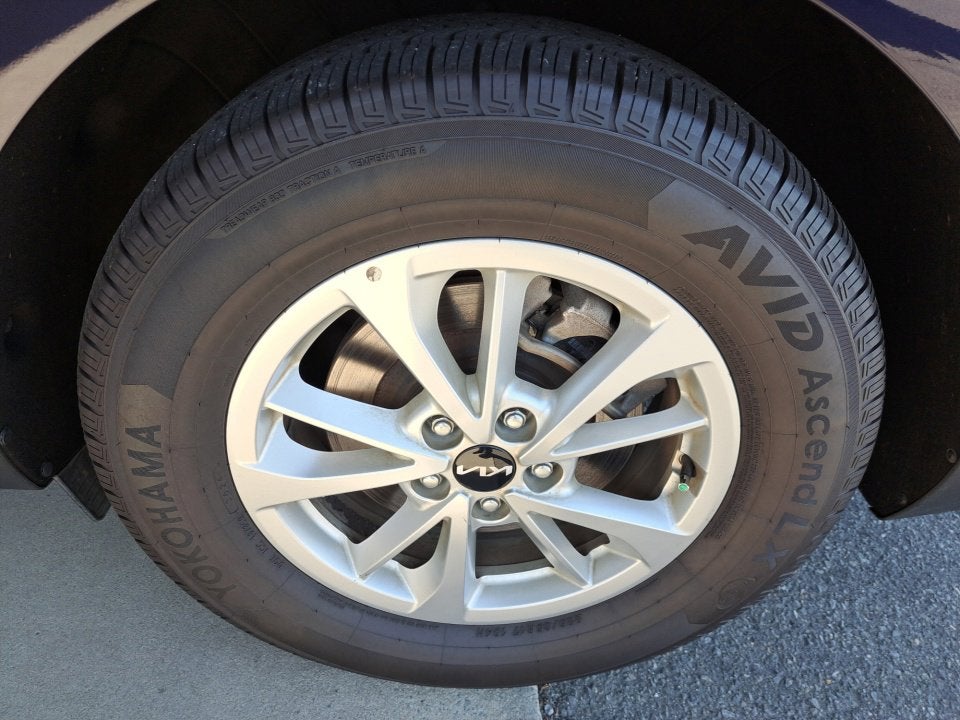 2023 Kia Carnival LX