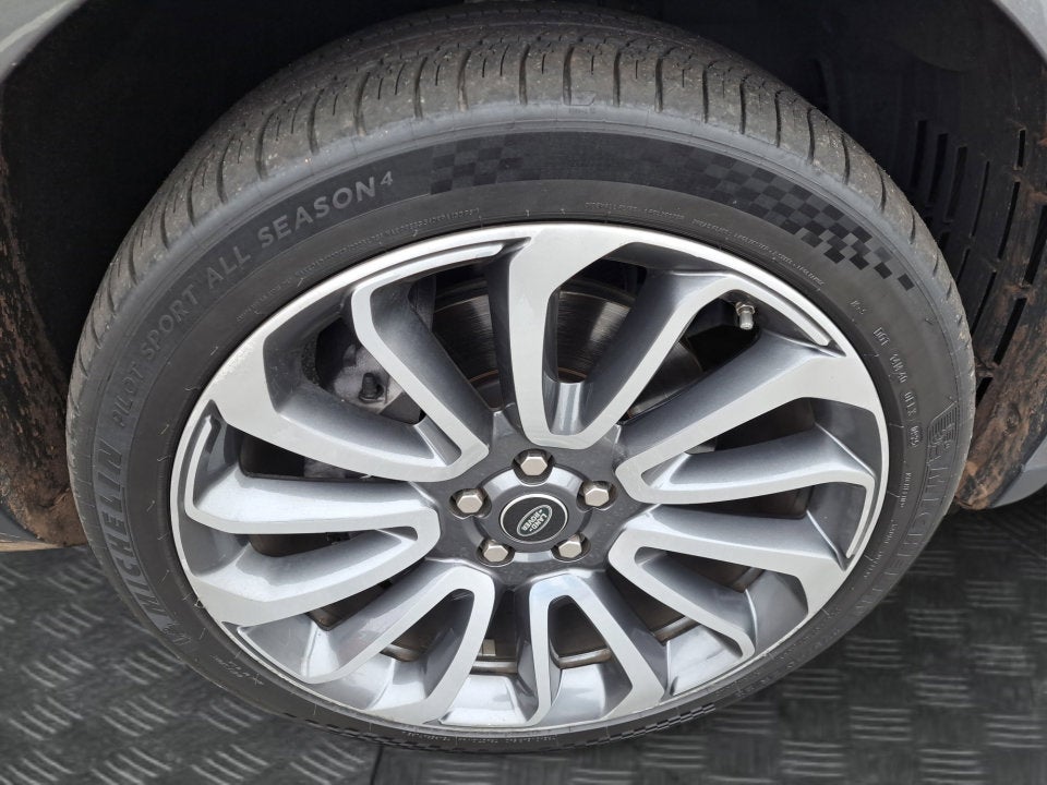 2018 Land Rover Range Rover HSE