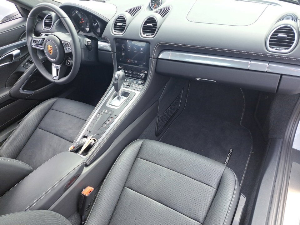 2024 Porsche 718 Cayman NA