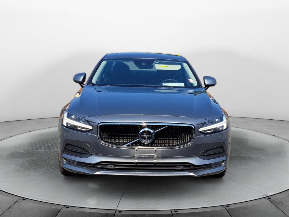 2017 Volvo S90 T6 Momentum
